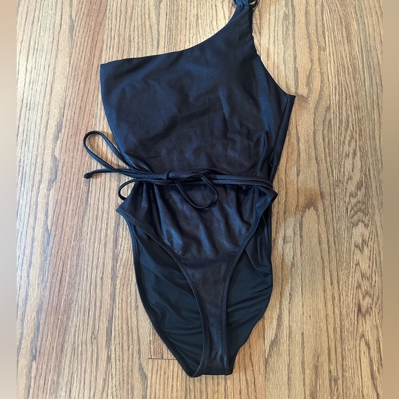 Never worn Good American swimsuit size 6 - Picture 6 of 7